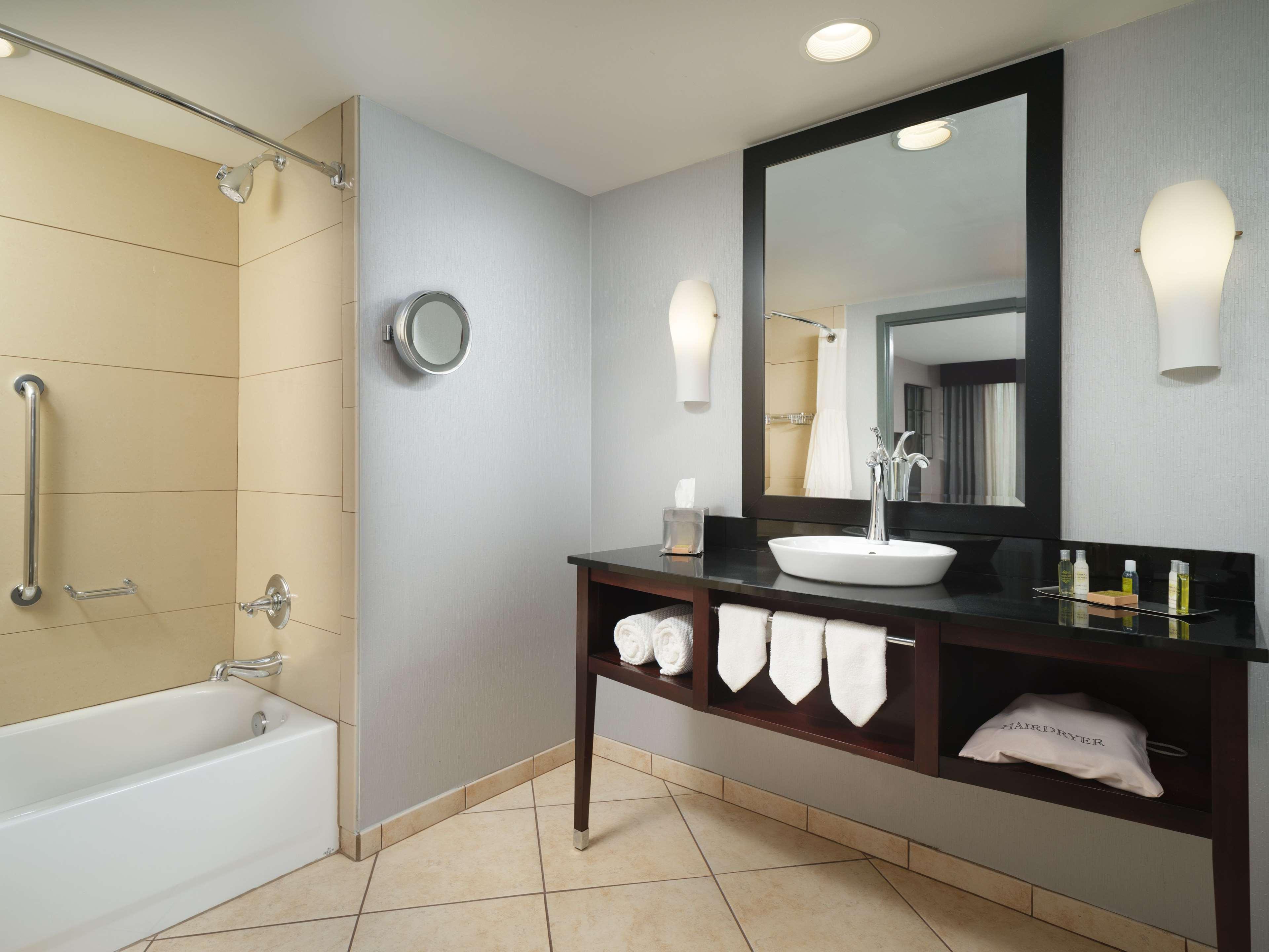 Doubletree By Hilton Hotel Chattanooga Downtown Zewnętrze zdjęcie